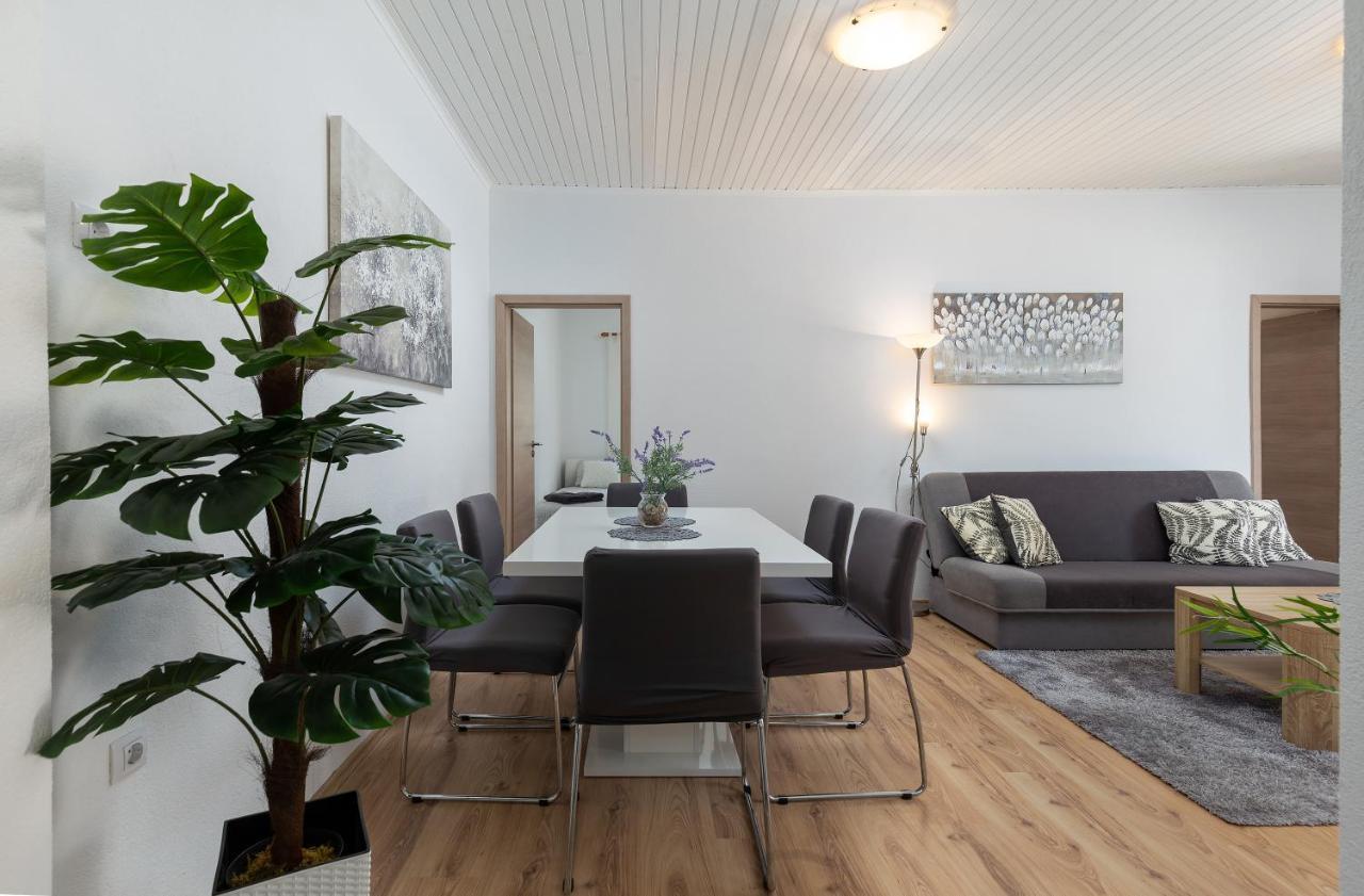 Apartments Elita Ровинь Экстерьер фото