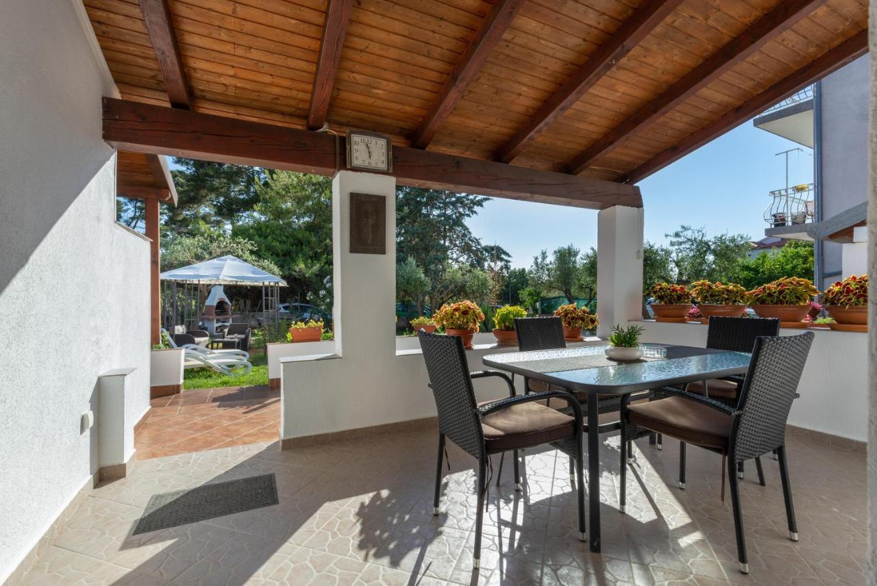 Apartments Elita Ровинь Экстерьер фото